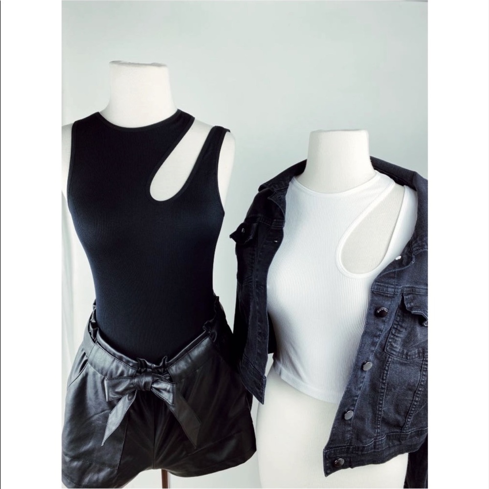 One Shoulder Cutout Crop Top